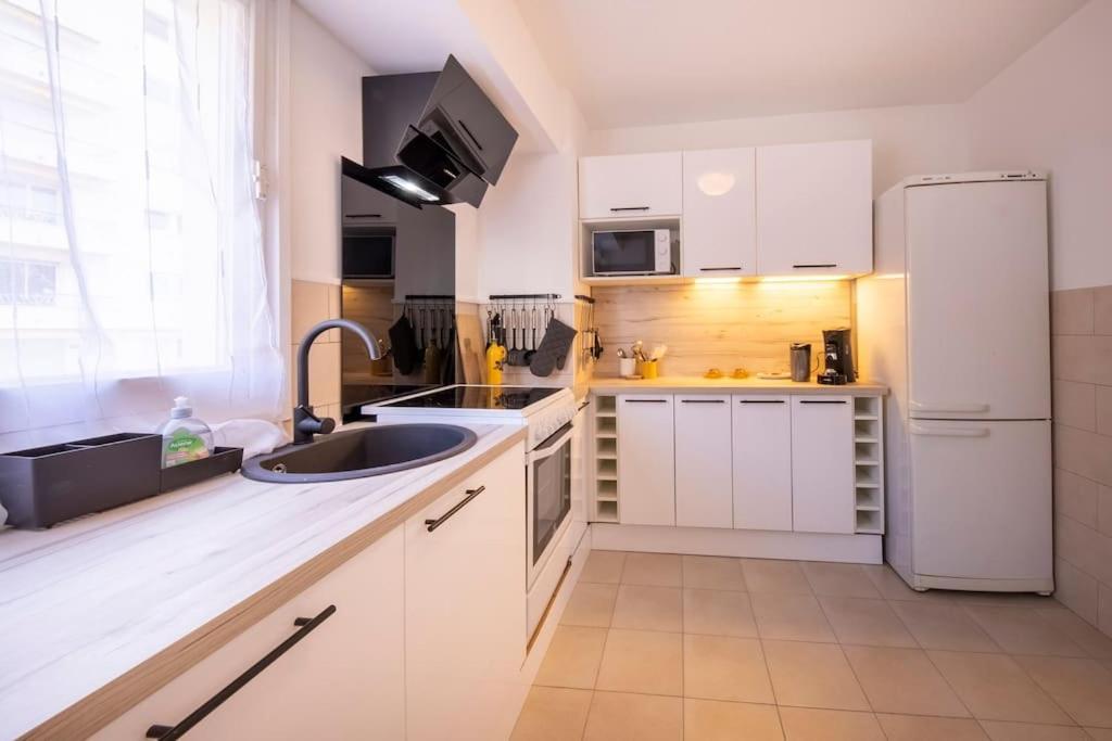 06B - Beautiful 2 Rooms With Terrace Sea View Roquebrune-Cap-Martin Bagian luar foto